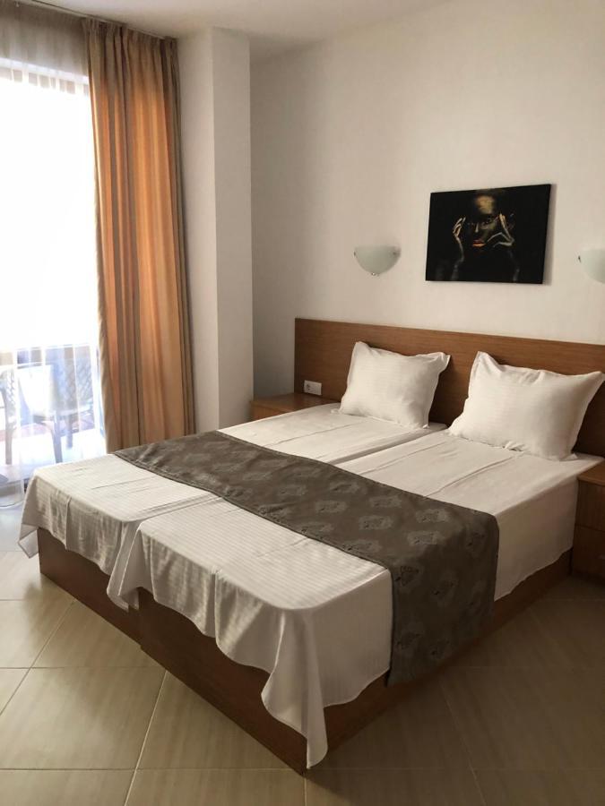 Time Out Hotel Sozopol Exterior photo